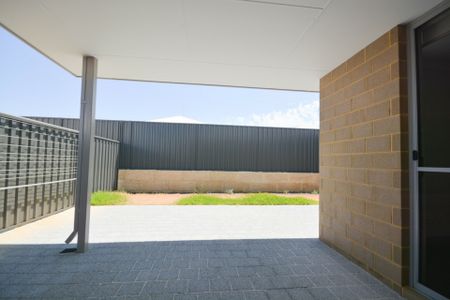 Brand New Two Bedroom Dual Living Property! - Photo 4