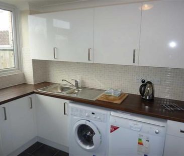 House share to rent - Photo 4