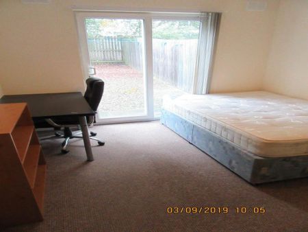4 bedroom house to rent - Photo 3
