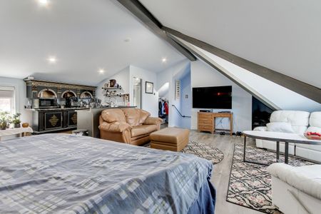 For Lease - 303 LAKE DR EAST UNIT A Drive, Georgina, Ontario - Photo 2