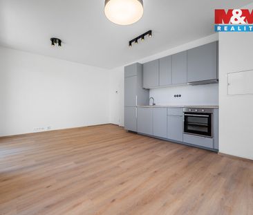 Pronájem bytu 2+kk 55 m² - Фото 1