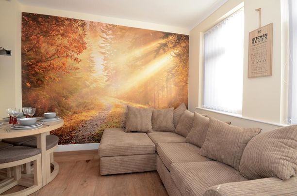 1 bedroom in a house share to rent - Photo 1