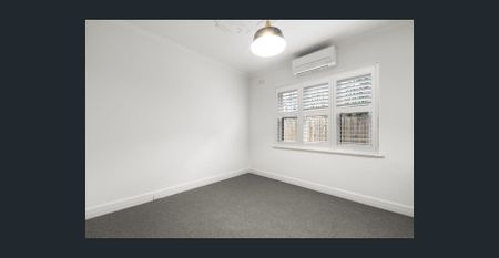 LIVE LIKE ROYALTY IN THIS BEAUTIFULLY RENOVATED DUPLEX! - Photo 2