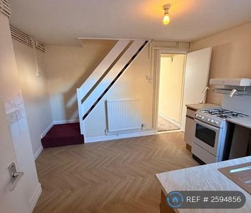 2 bedroom terraced house to rent - Photo 3