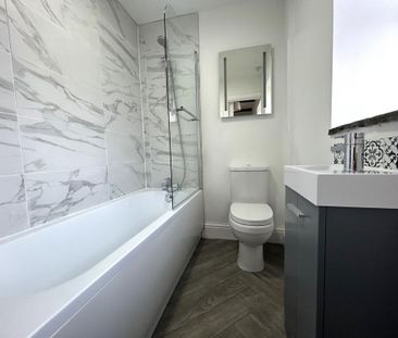 2 bedroom cottage to rent - Photo 2