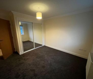 3 bedroom flat to rent - Photo 5