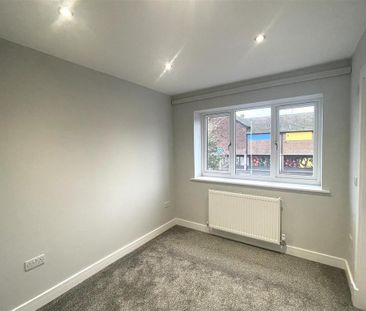 4 bedroom house to rent - Photo 1