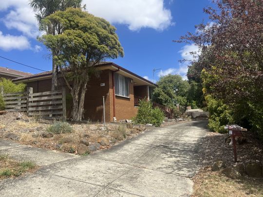 Unit 1/2 Aquila Court, Ballarat North - Photo 1