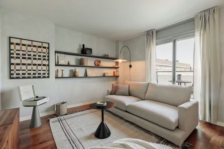 Carrer de Calàbria, Barcelona, Catalonia 08029 - Photo 3