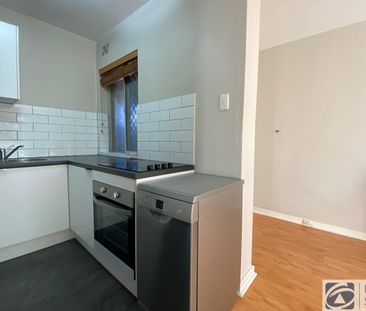 RENOVATED GROUND FLOOR UNIT WALKING DISTANCE TO BEACH HOME OPEN SAT... - Photo 5