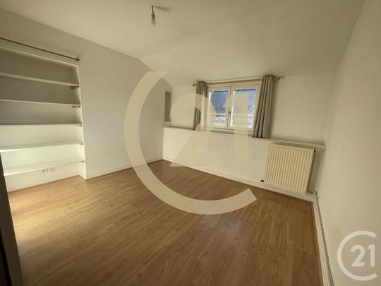 Location Appartement 3 pièces 53m² LILLEBONNE 76170 - Photo 1