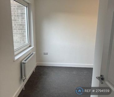 4 bedroom terraced house to rent - Photo 1