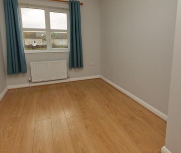 92 Main Street, Carrowdore, BT22 2HW - Photo 2