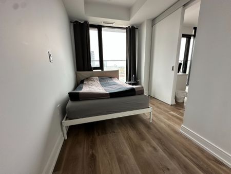 For Lease - 1 Jarvis Street Unit# 812, Hamilton, Ontario - Photo 2