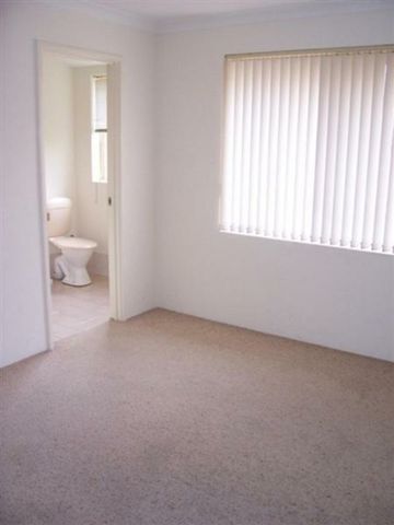 Spacious 4 x 3 Family Home with Dual Masters - Photo 4