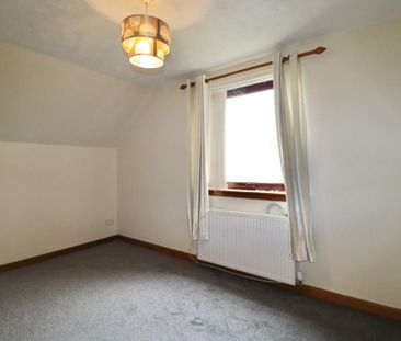 3 bedroom detached house to rent - Photo 6