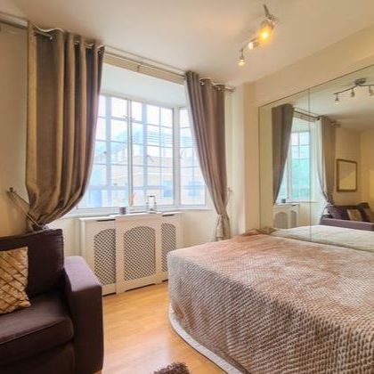 Chelsea Cloisters, SW3, London - Photo 1