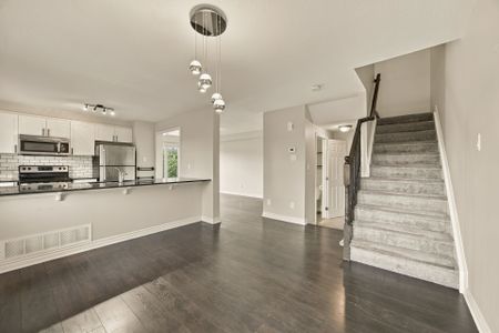 For Lease - 822 Maloja Way, Stittsville - Munster - Richmond, Ontario - Photo 2