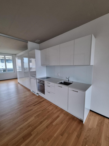 Single Wohnung im 2.OG - Willkommen im Gleis 1 in Suhr! - Photo 2
