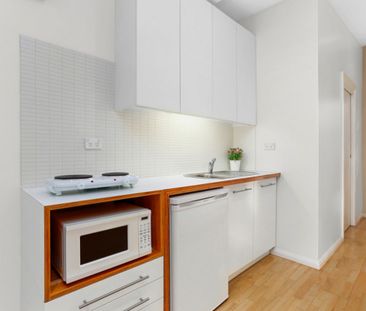 Rear/417A King Street, Newtown NSW 2042 - Apartment For Rent | Domain - Photo 4