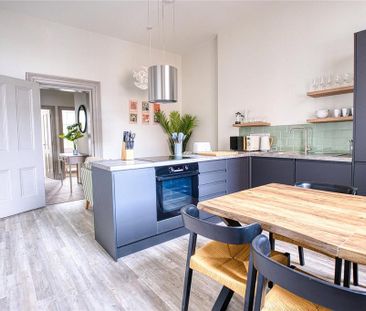 2 bedroom apartment to rent - Photo 6