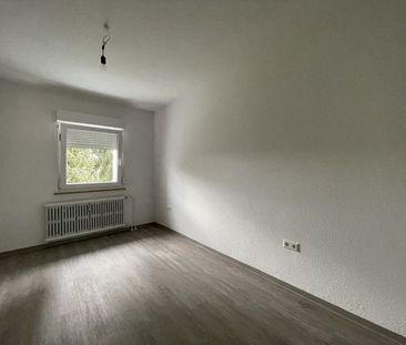 Einziehen und Woh(n)fühlen: günstig geschnittene 2-Zi.-Wohnung incl... - Photo 5