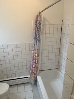 For Lease - 1694 Queen Street Unit# 1, Toronto, Ontario - Photo 2