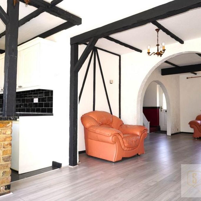 3 bedroom terraced house to rent - Photo 1