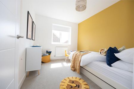 3 bedroom semi-detached house to rent - Photo 5