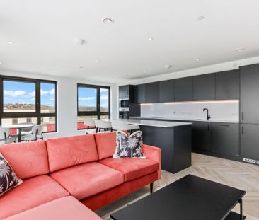 3 bedroom penthouse to rent - Photo 3