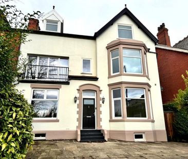 6 bedroom detached house to rent - Photo 1