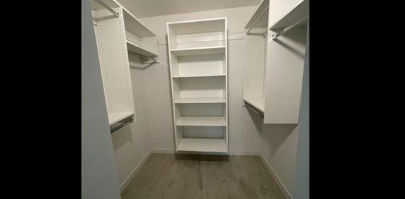 Blueridge Apartments - Photo 2