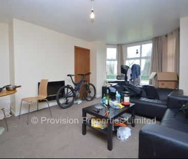 2 Bedroom Rentals in Leeds - Photo 4