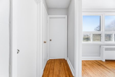 For Lease - 1047 Churchill Avenue Unit# 5, Oakville, Ontario - Photo 2