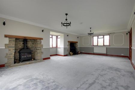 7 bedroom detached house to rent - Photo 3