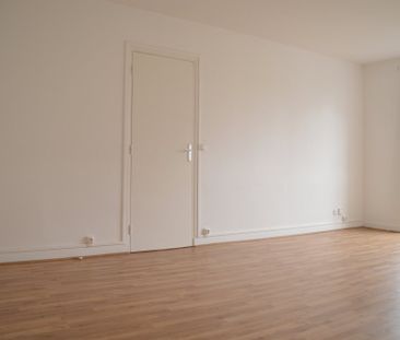 Location Appartement 2 pièces 46m² - Photo 5