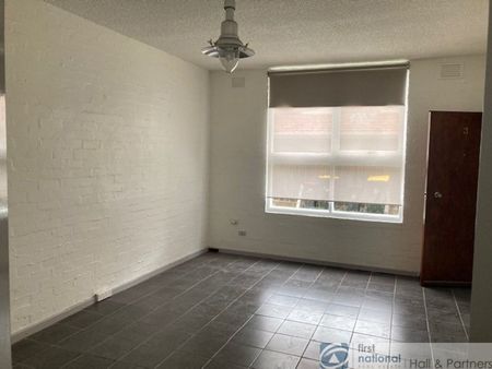 TWO BEDROOM UNIT! - Photo 3