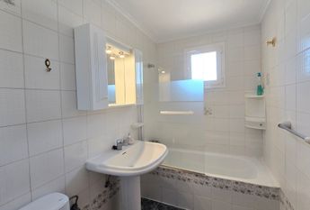 WIDE ESTATE FOR RENT IN TEULADA FOR LONG TERM