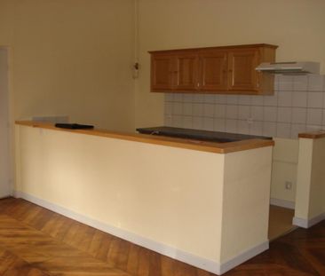 APPARTEMENT T2 BIS A LOUER A AMPLEPUIS - Photo 2