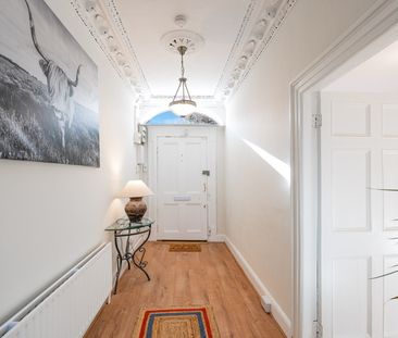 George's Street Upper, Dun Laoghaire, Co. Dublin, A96 H9X4 - Photo 4