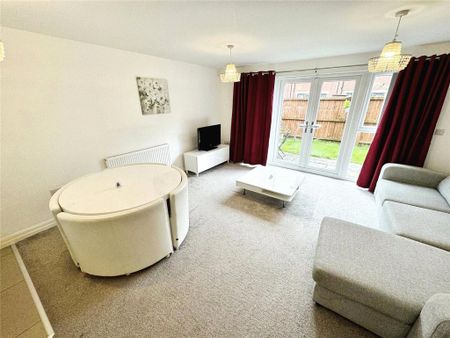 4 bedroom detached house to rent - Photo 3