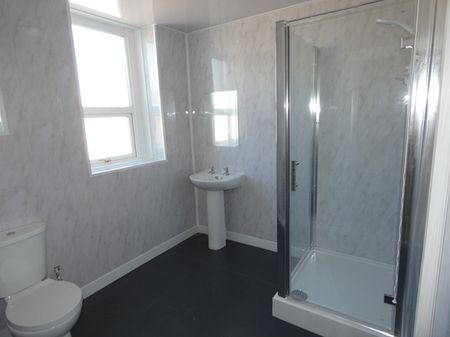 Osbourne Road Flat 5 - Photo 3