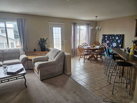 Panorama Hills NW, Calgary - Photo 3