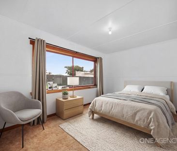 Spacious Family Home in Convenient Montello Location - Photo 3
