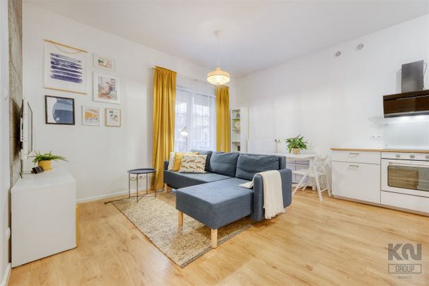 Łódź, Śródmieście, 6 Sierpnia - Фото 1