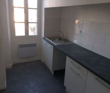 Appartement 1 pièces 30m2 MARSEILLE 7EME 516 euros - Photo 3