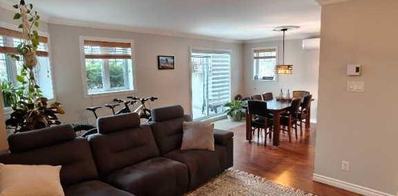 Condo 4 1/2 à Louer, Bromont - Photo 2