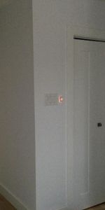 Haut de duplex 4 1/2 avec pièce de lavage - Photo 4