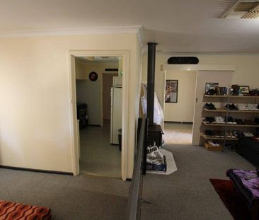 3x1 Home in Merredin - Photo 4