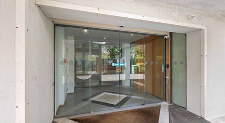 Tranquil City Living at 70 Hobson Street, Thorndon - Photo 3